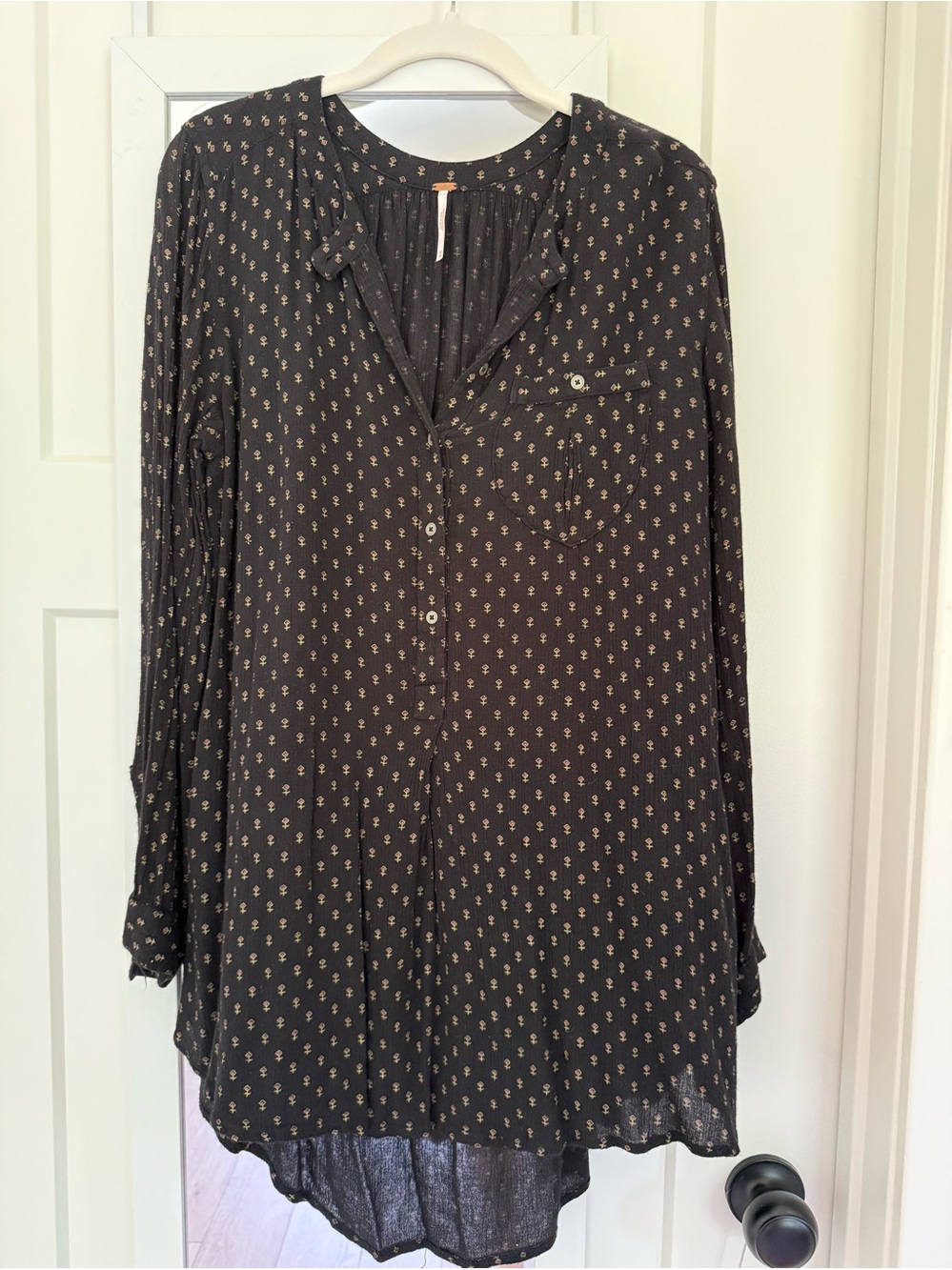 Free People black floral button-front tunic, gauzy, lightweight material sz m